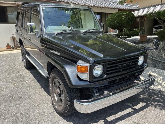トヨタ ランドクルーザーバン